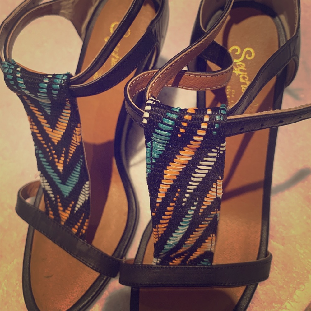 Seychelles Black Sandals